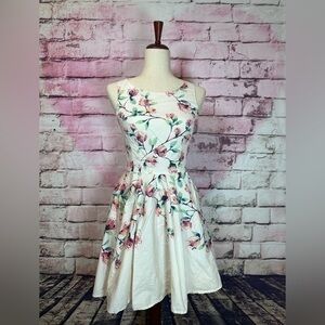 🎉💖HP💖🎉👗Lauren Conrad, size 2 dress